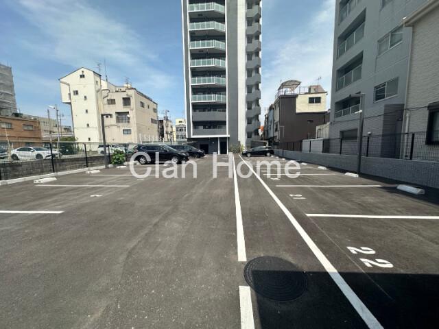 30/30 駐車場