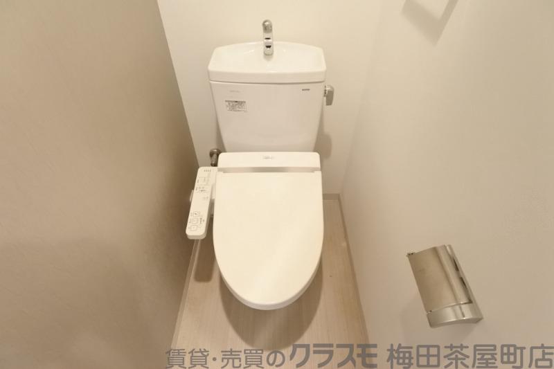 20/30 トイレ