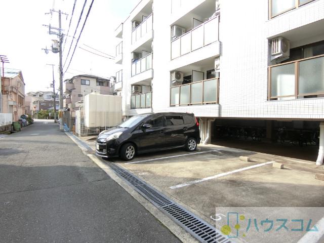 3/6 駐車場