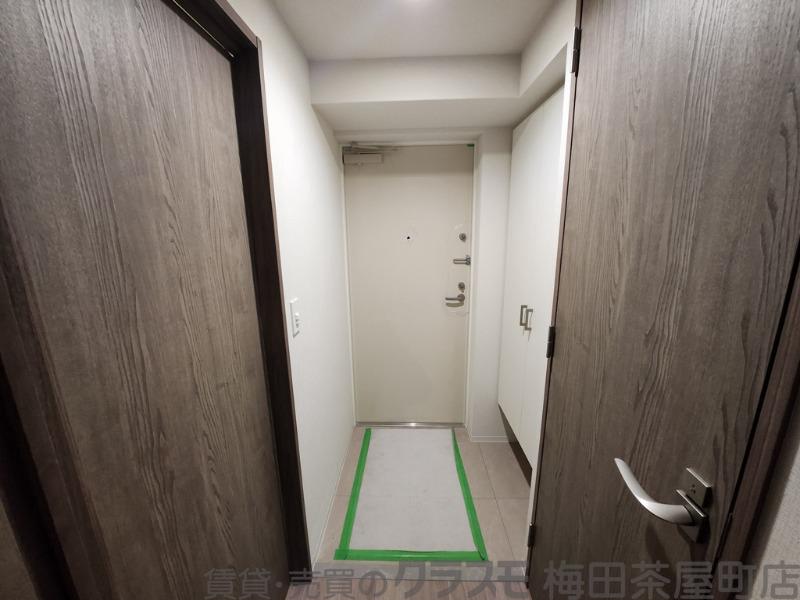 14/30 玄関