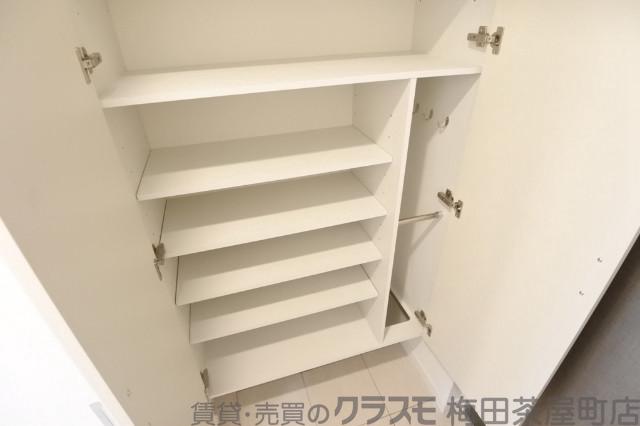 14/30 収納