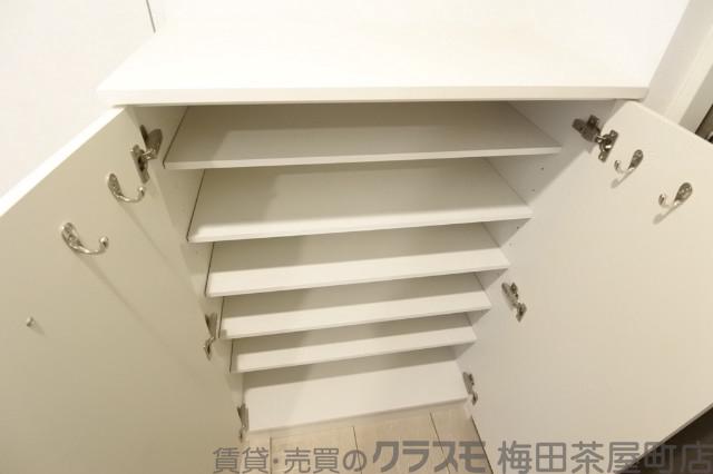 18/30 収納