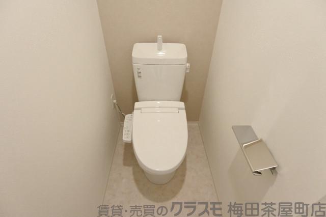 23/30 トイレ