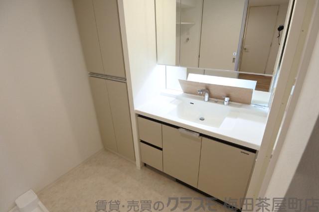 14/30 室内