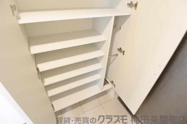 14/30 収納
