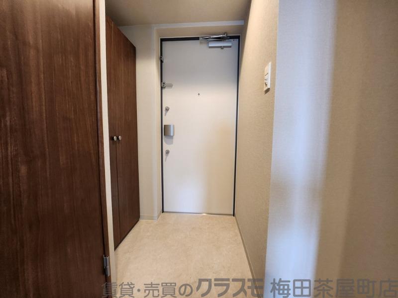 14/30 玄関