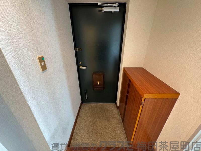 14/30 玄関