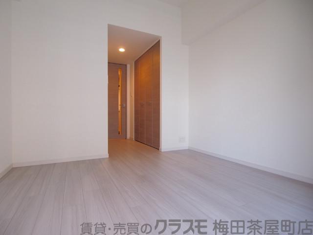 13/30 寝室
