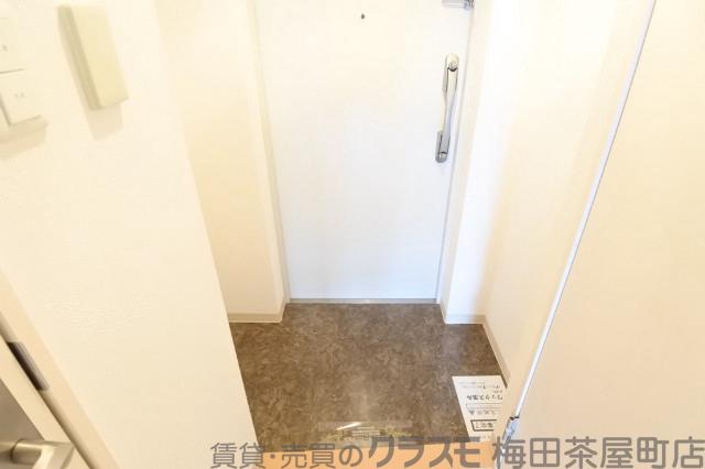 14/30 玄関