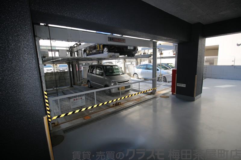 21/30 駐車場