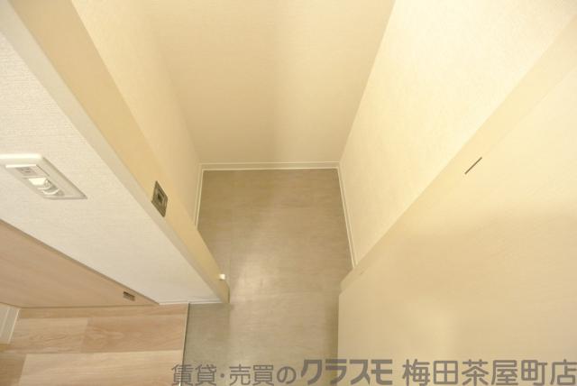 13/30 収納