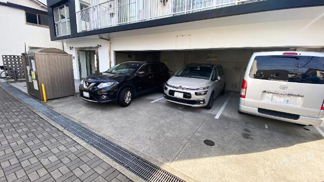 3/4 駐車場