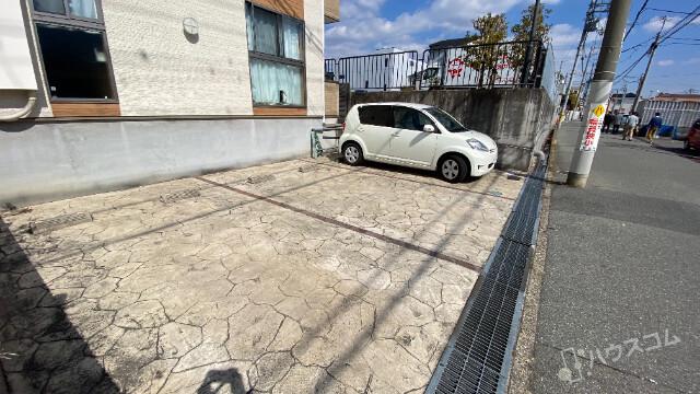 3/7 駐車場