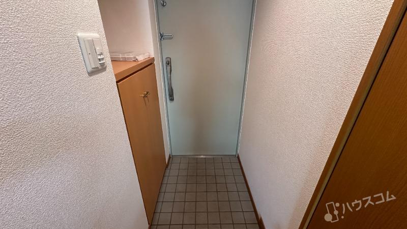 13/29 玄関