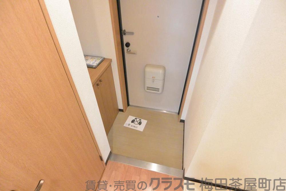 14/30 玄関