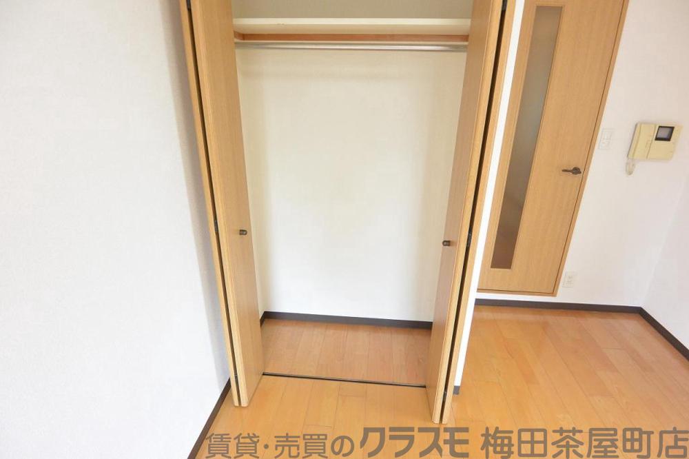 13/30 収納