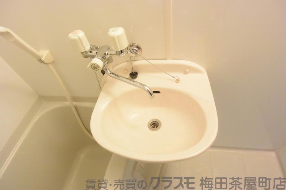 19/30 洗面