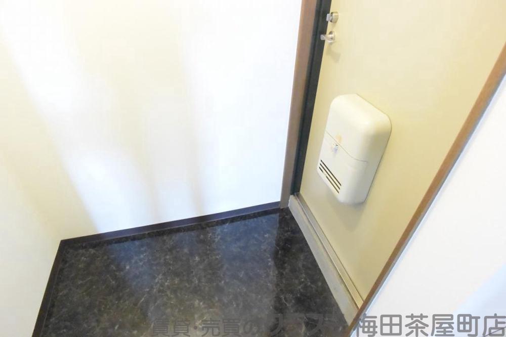 14/30 玄関