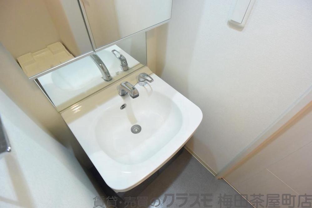 22/30 洗面
