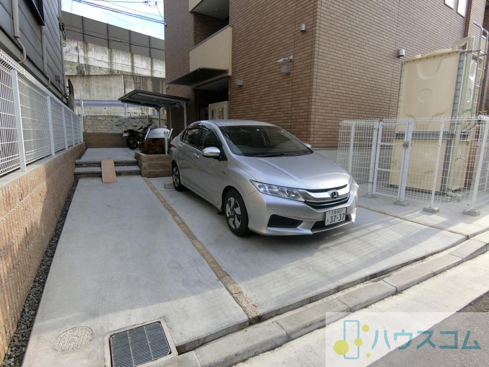 27/29 駐車場