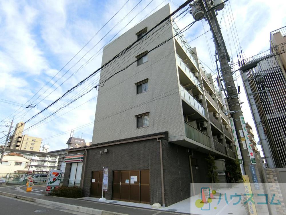 2/8 外観