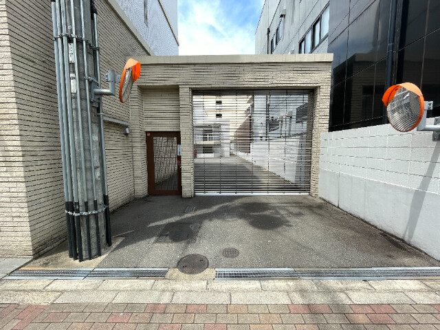 15/16 駐車場
