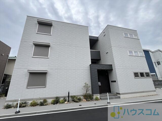 2/8 外観
