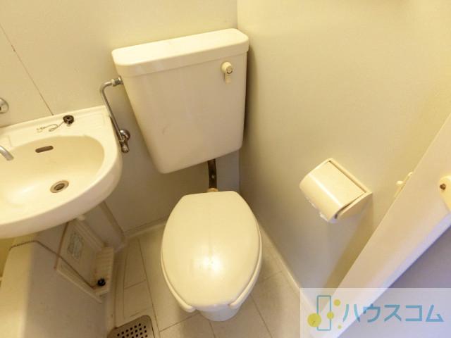 16/30 トイレ