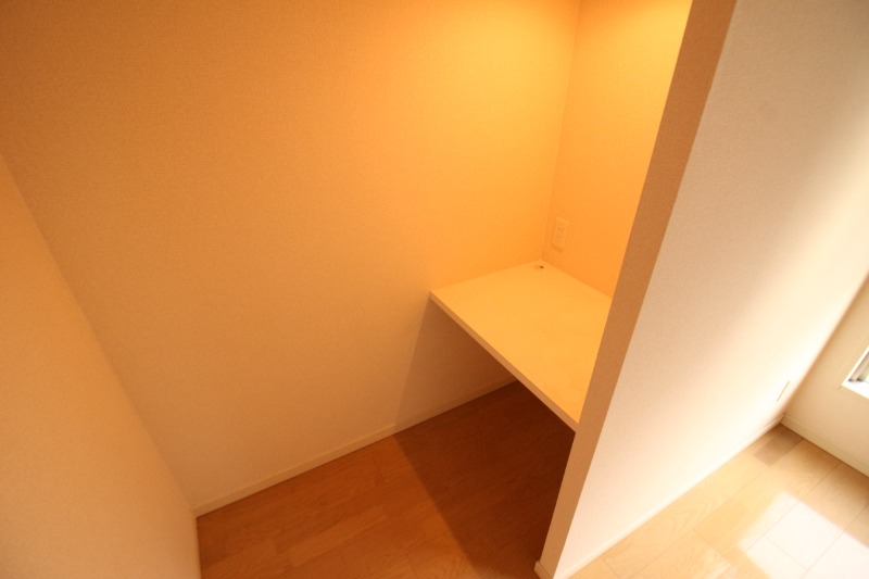 18/30 室内