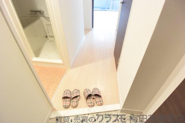19/30 玄関