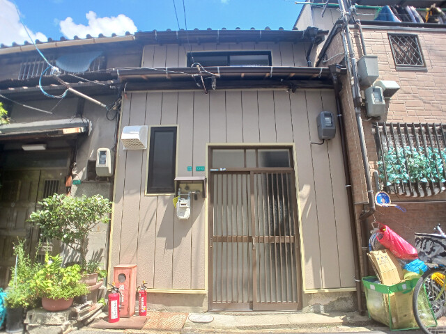 2/30 外観