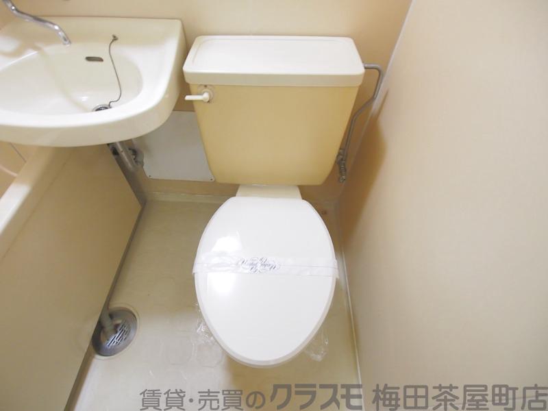 23/30 トイレ