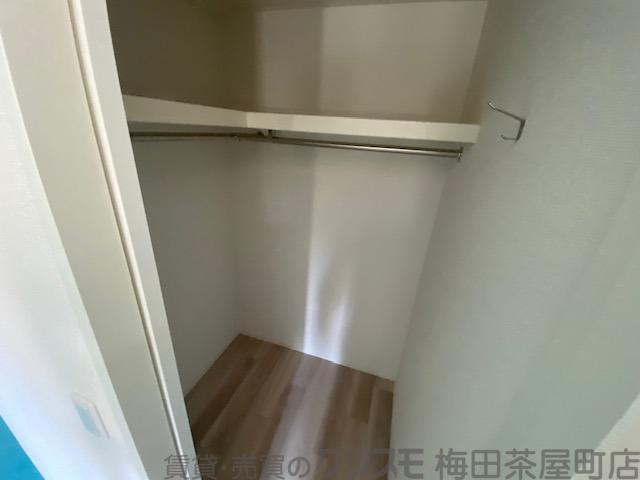 13/30 収納
