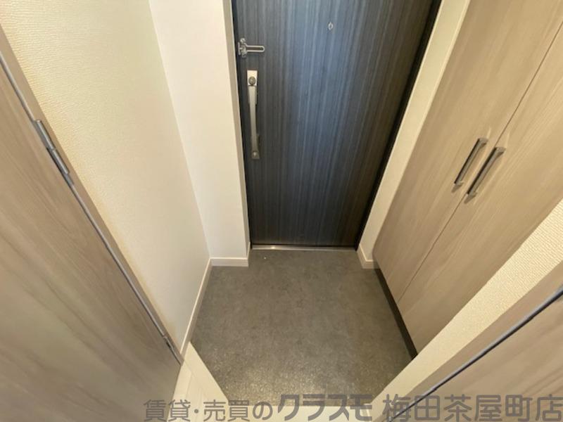 14/30 玄関