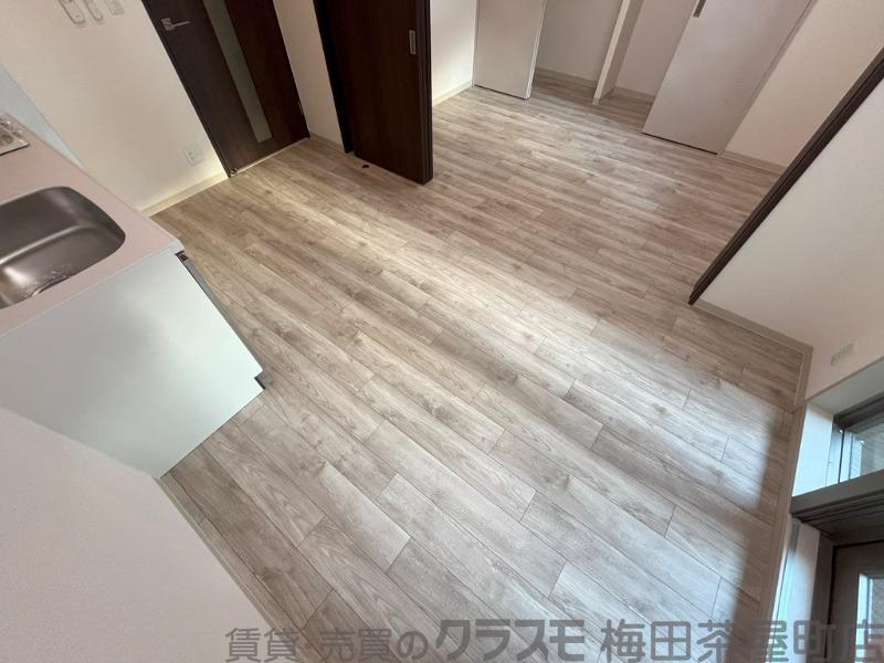 13/30 室内
