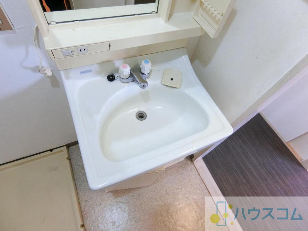 18/30 洗面