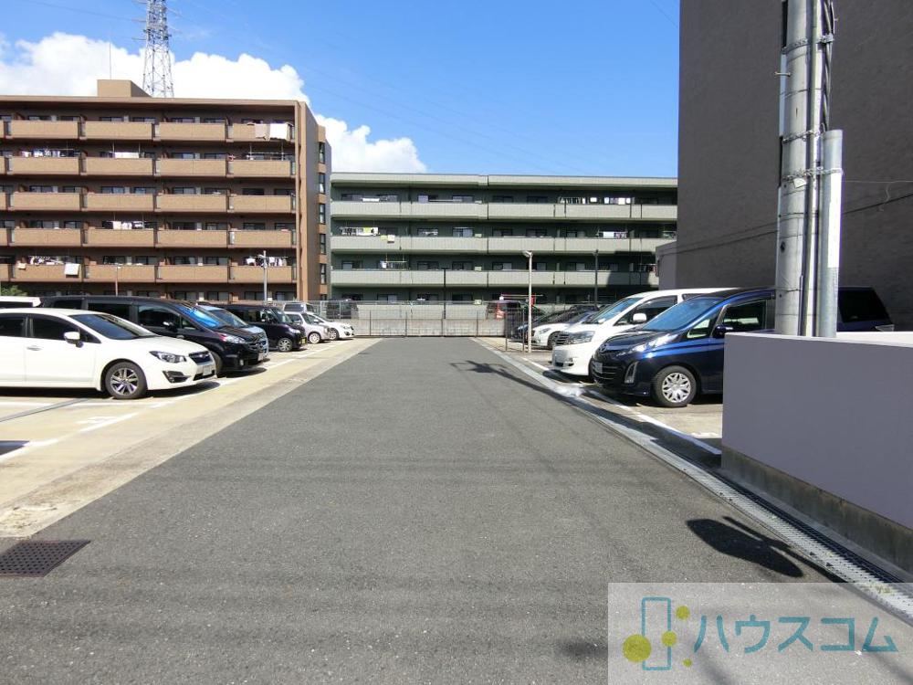 26/29 駐車場