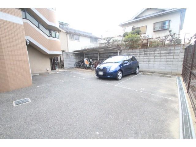 3/5 駐車場