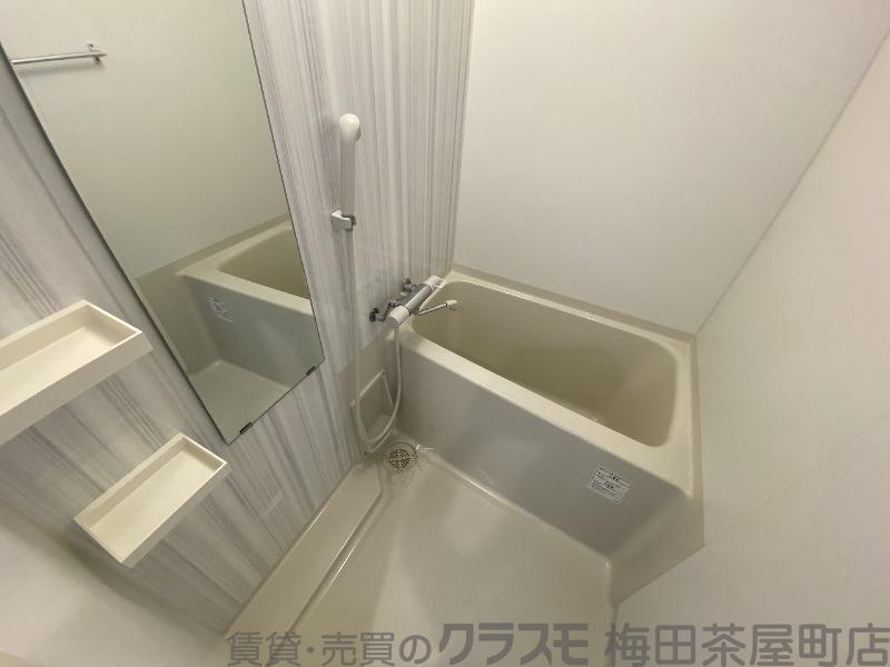 17/30 浴室