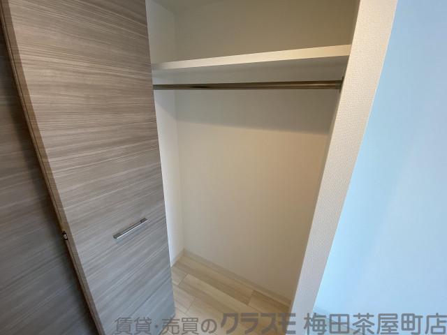 13/30 収納