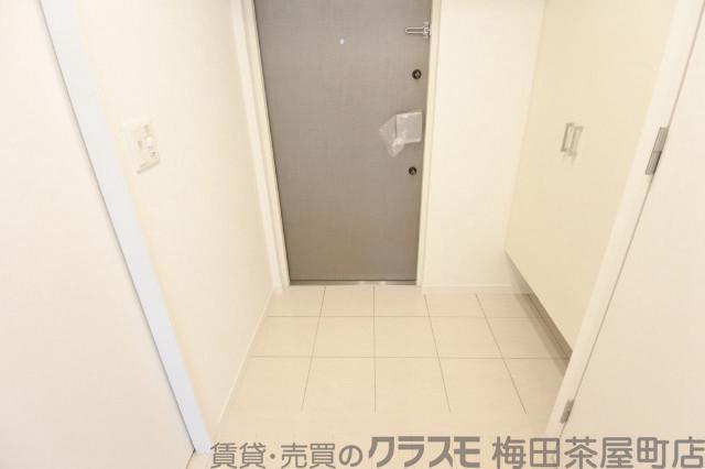 18/30 玄関