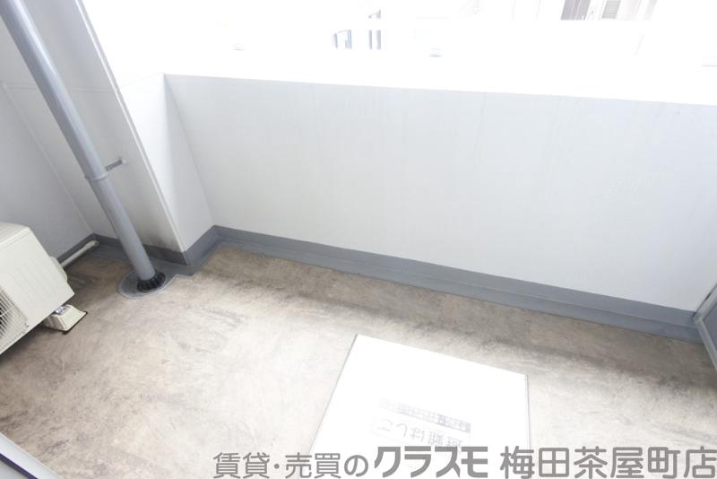23/30 バルコニー
