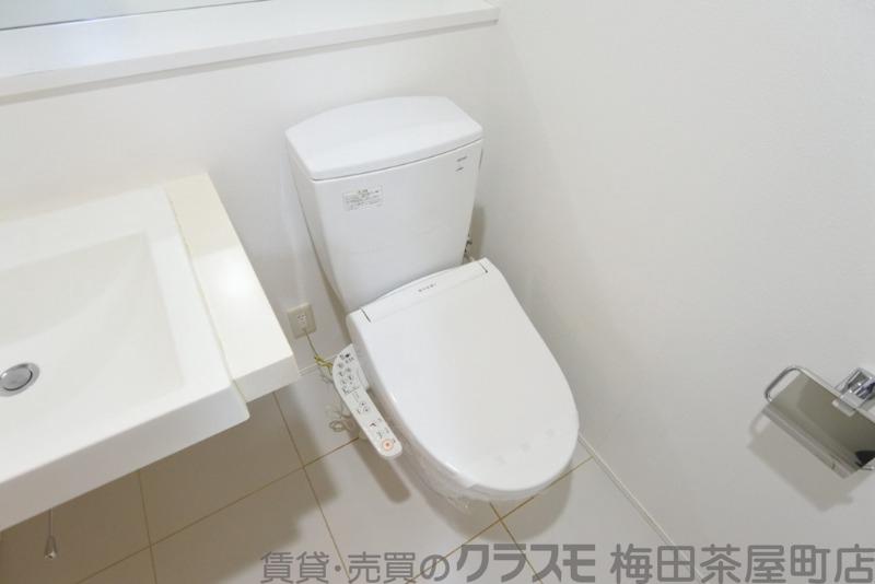 20/30 トイレ