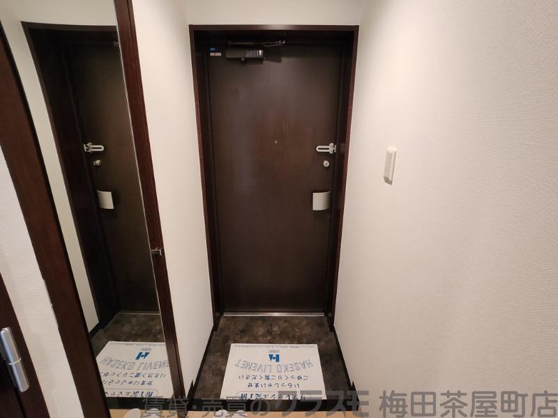 14/30 玄関