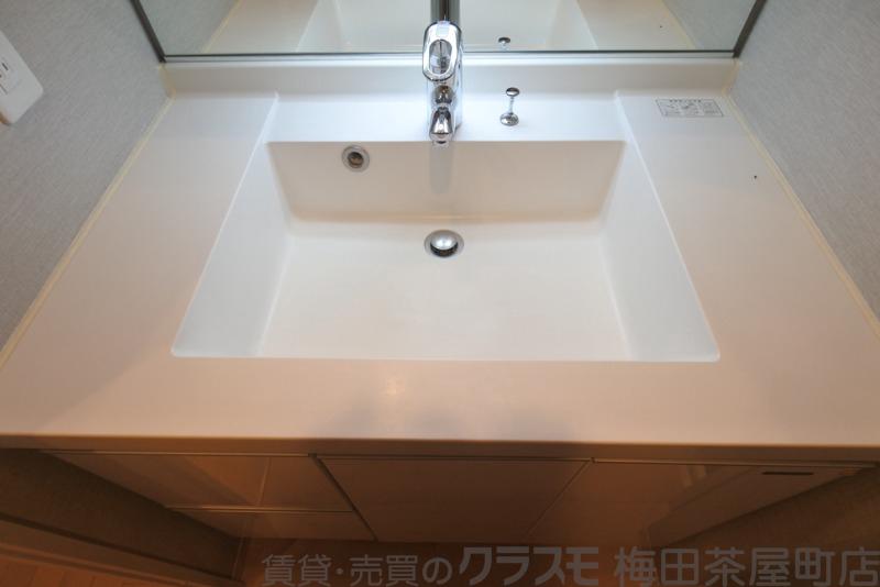 21/30 洗面