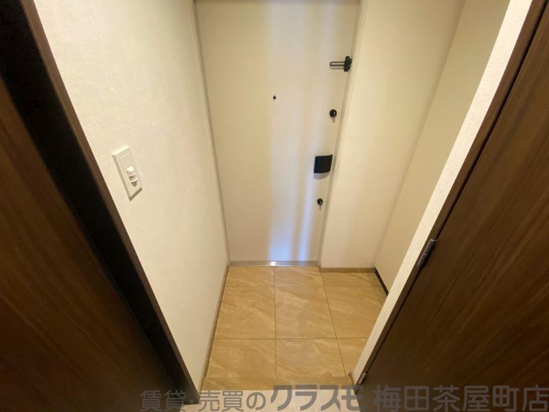 14/30 玄関