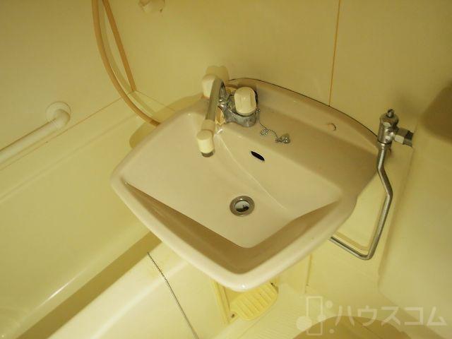 13/30 洗面