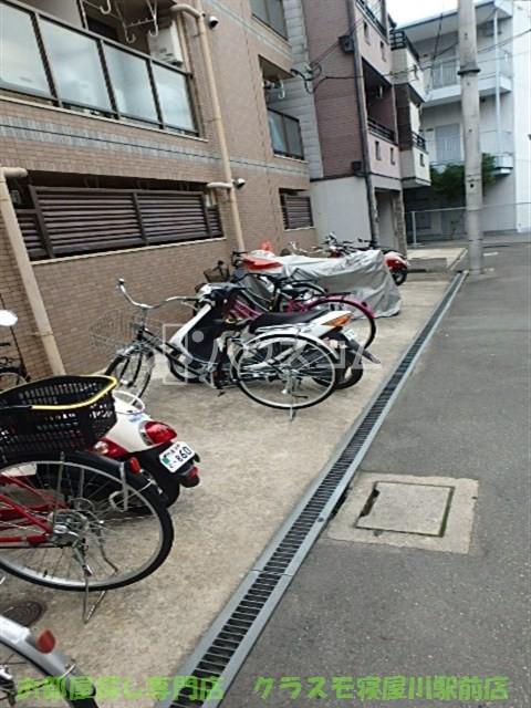 2/4 外観