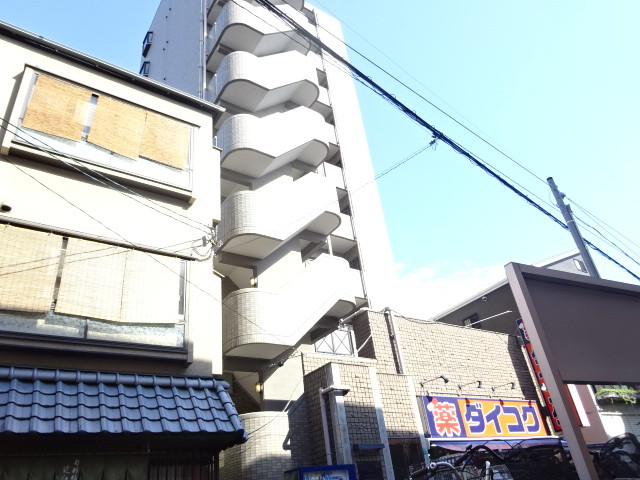 2/30 外観