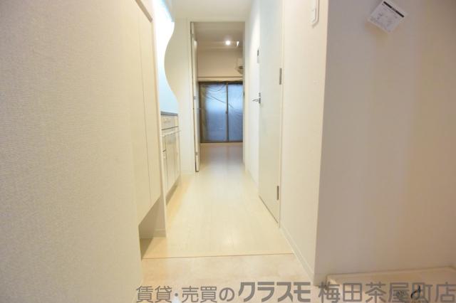 14/30 玄関